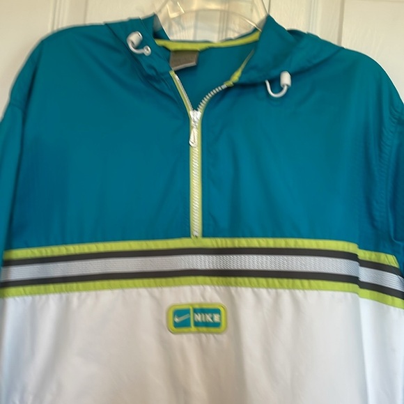 VTG 1990s sz M Nike windbreaker over head jacket, zip-up, color-block design - Picture 2 of 10